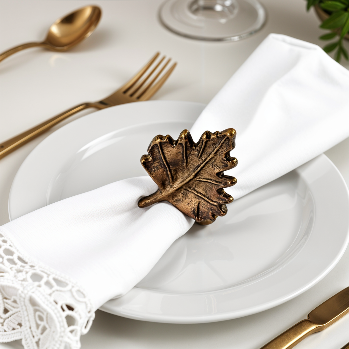 Classic Leaf Metal Napkin Ring Antique Brass Set of 4