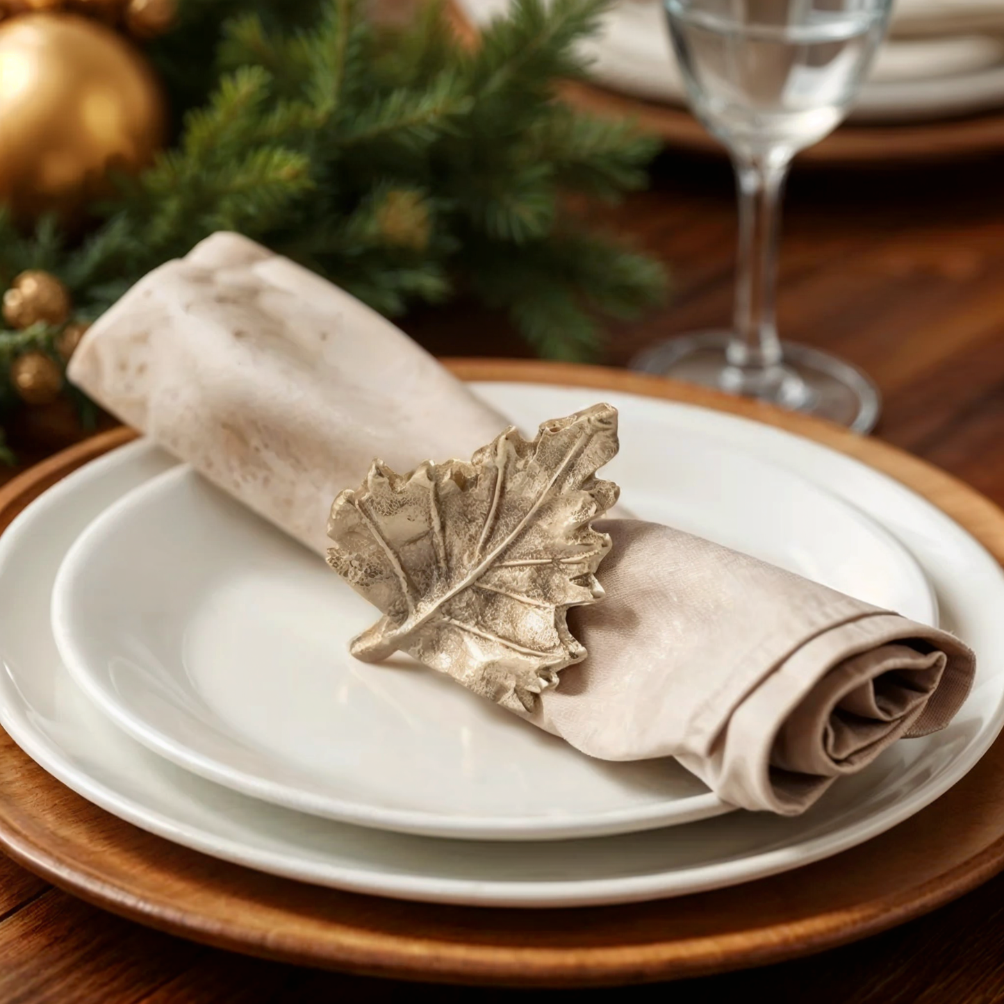 Classic Leaf Metal Napkin Ring Gold Set of 4