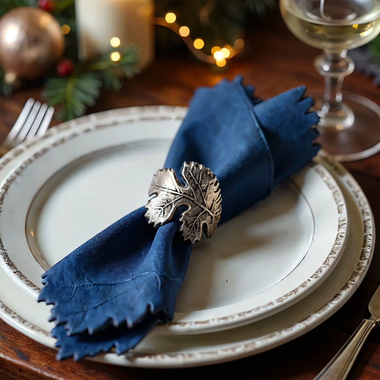 Maple Leaf Metal Napkin Ring Antique Silver Set of 4