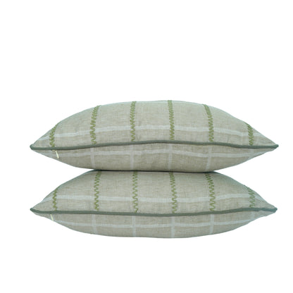 Beige Woven Linen Lumbar Cushion Cover with Embroidered Detail – 30×50cm