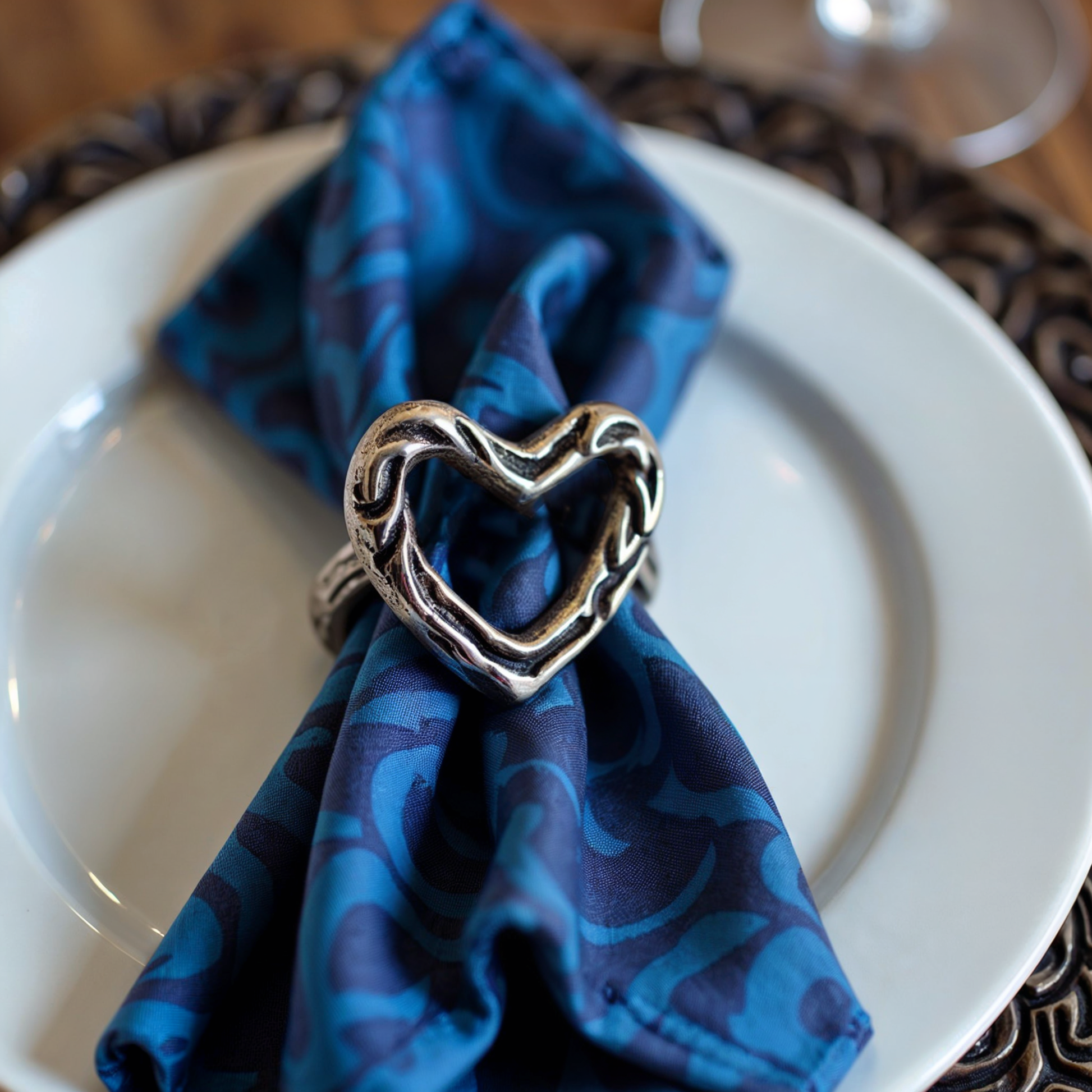 Heart Metal Napkin Ring Antique Silver Set of 4